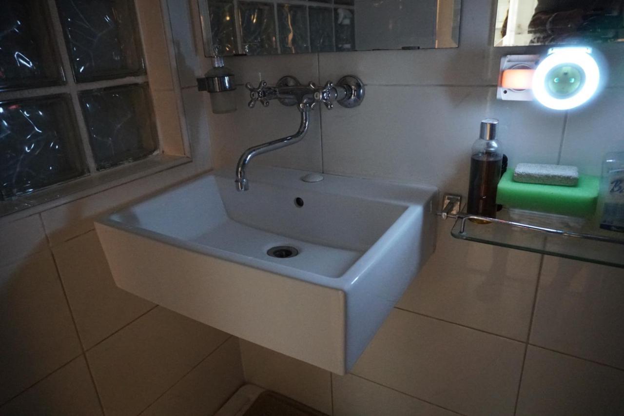 Dominant Studio Hostel With Free Parking For Preregistered Drivers & Garage With Cctv Bratislava Exteriör bild
